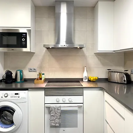 Comfortable Apartment, 3 Bedrooms With Ac Camp Nou